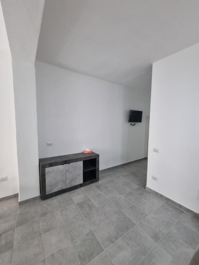 Mito Apartment Кальярі Екстер'єр фото